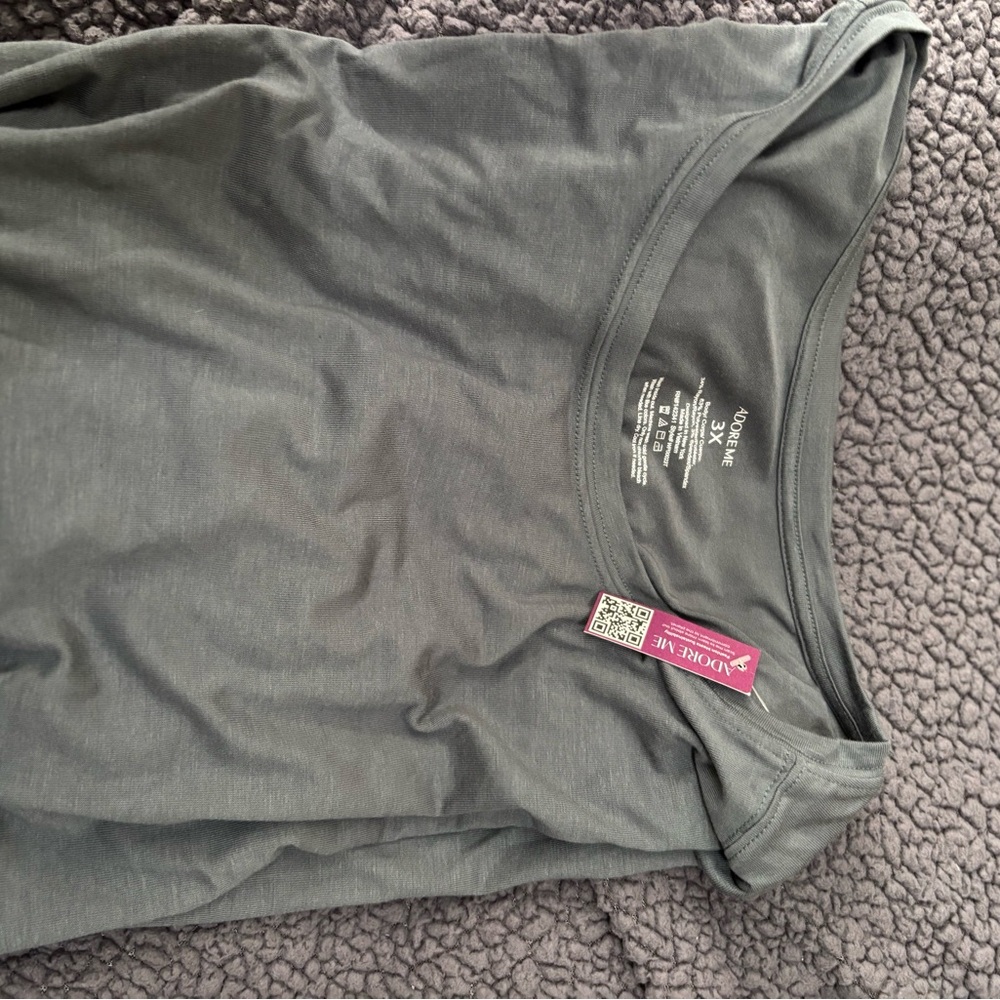 Adore Me Charcoal Short Sleeve Top